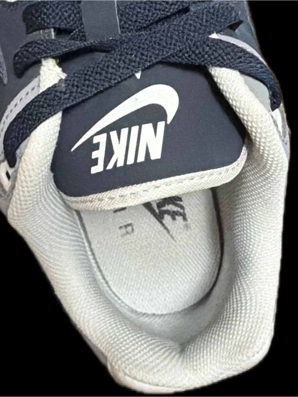 Nike Air Max LTD 3 Men's Navy and Grey Sneakers Men’s size 11 EUC